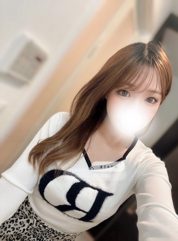 激安風俗|花綴 (24) 162cm / Fカップ